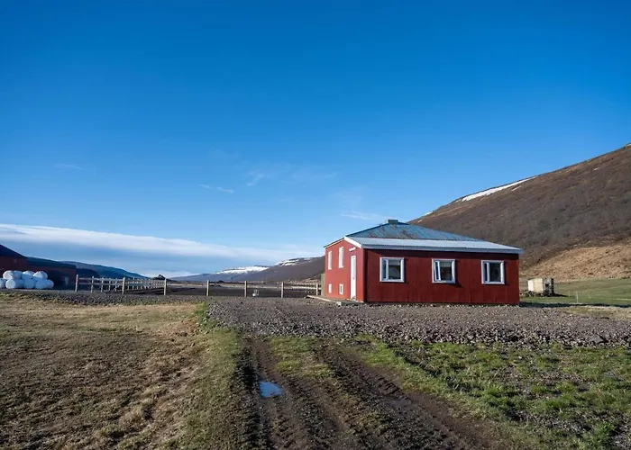 Sandhaugar Guesthouse
